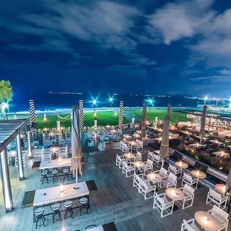 Luxurious In The Athenian Riviera Appartamento *